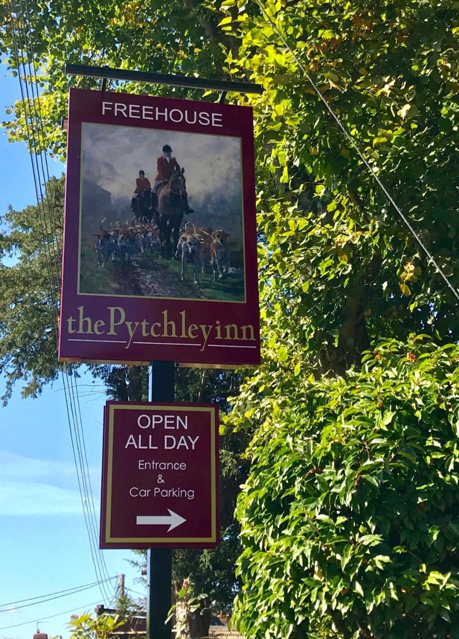 The Pytchley Inn West Haddon Exteriör bild